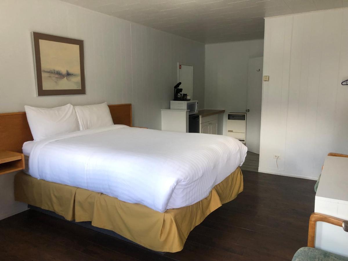 Bavarian Orchard Motel Creston Luaran gambar